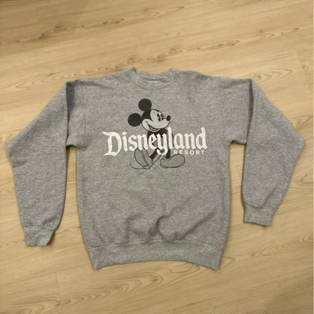 Disneyland oversized grey crew long sleeves sweat shirt top